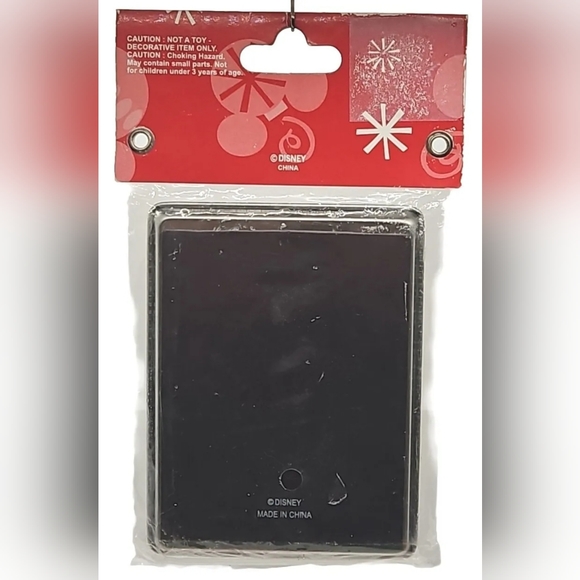 Disney's Holiday Collection Mickey & Minnie Gingerbread Cookie Christmas Magnets - Picture 4 of 5